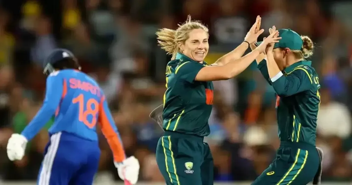AUS-W vs IND-W 3rd T20I: Australia Limit India to 176 Despite Mandhana's 82