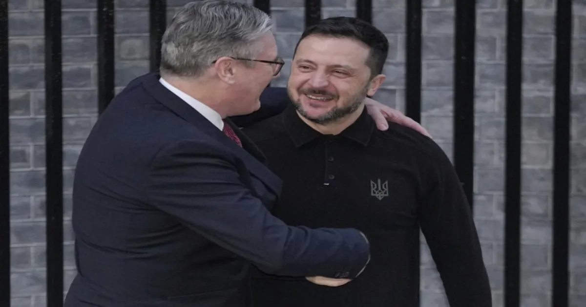 full-backing-of-the-uk-zelenskyy-embraced-by-british-pm
