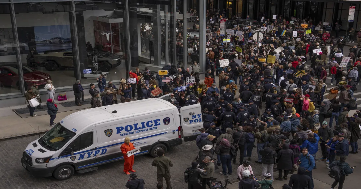 will-anti-doge-protests-hit-teslas-topline