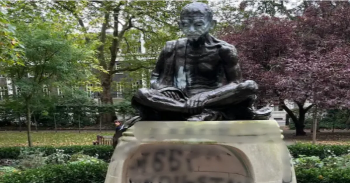 London Police Investigate Gandhi Statue Defacement as Hate Crime