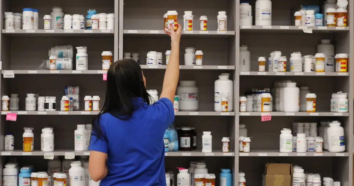 MedPlus Subsidiary Hit by 15-Day Drug License Suspension in Karnataka Leading to Revenue Loss
