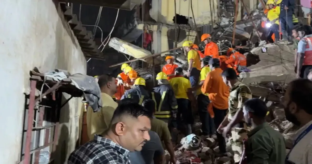 building-collapse-in-vasai-palghar-kills-two