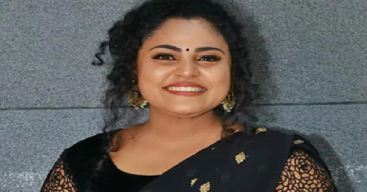 malayalam-actress-says-drugged-co-star-misbehaved-on-se