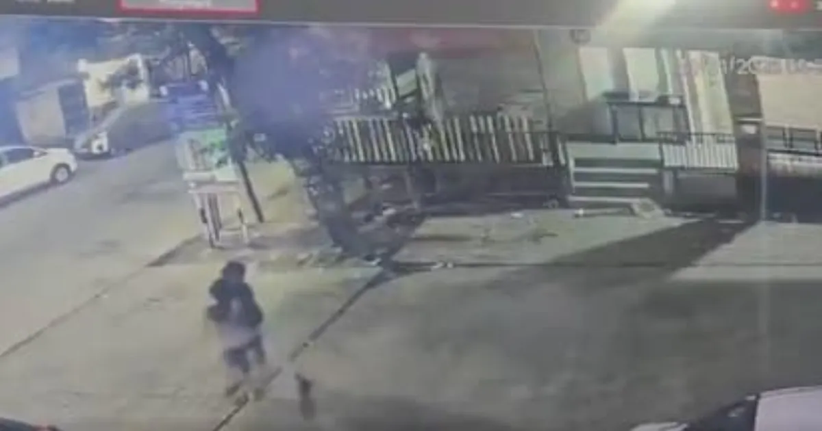 Woman Dragged and Assaulted for 15 Minutes on Maharashtra Road; Captured on CCTV