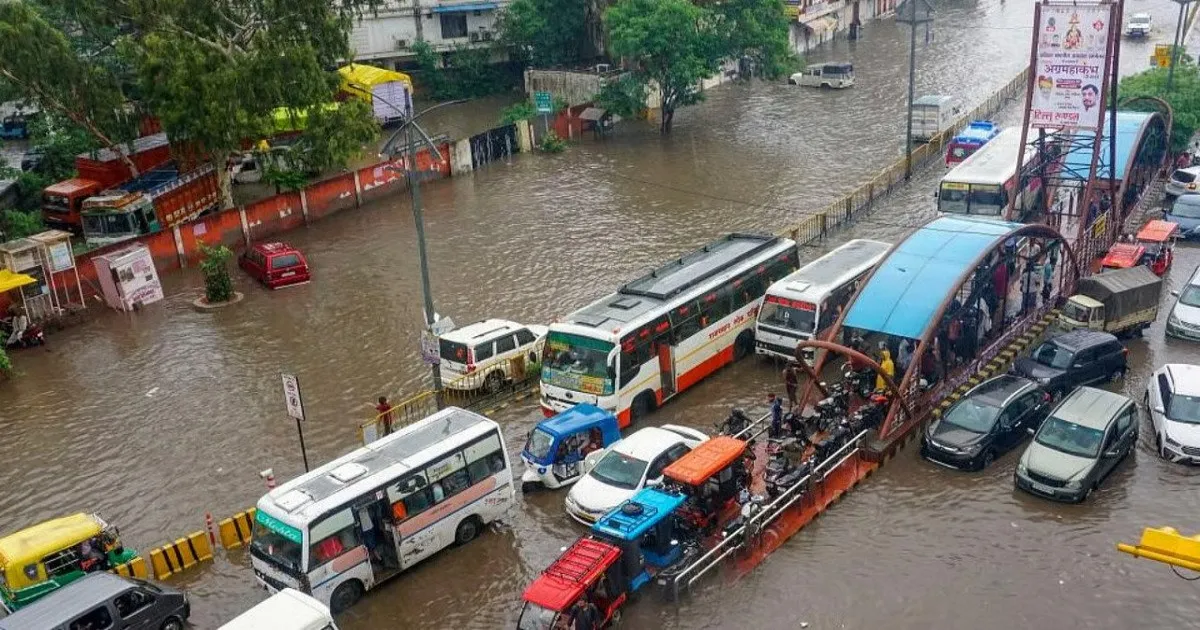monsoon-massacre-18-dead-in-up-rajasthan-flooded-alerts