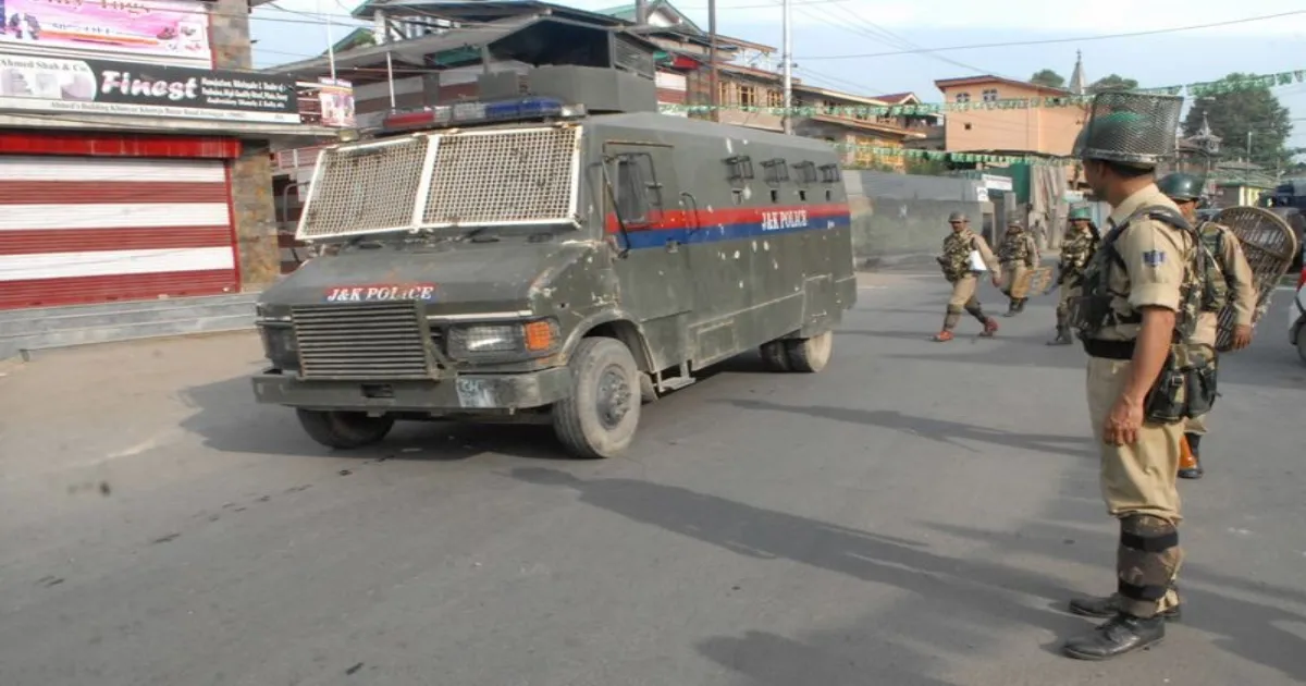 J-K Authorities Block Martyrs' Graveyard Access, NC Leaders Claim House Arrest