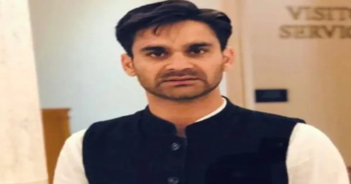PDP's Para Slams BJP for Communalizing Urdu in J&K