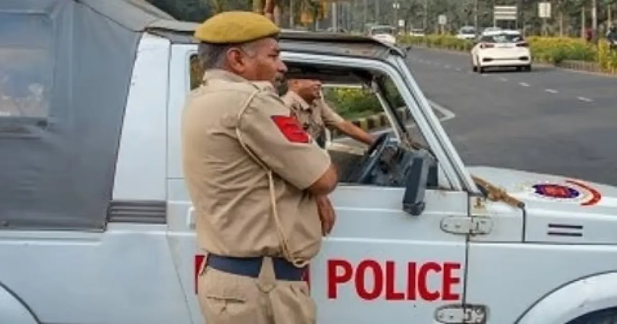 delhi-police-smash-sextortion-racket-nab-kingpin-and-th