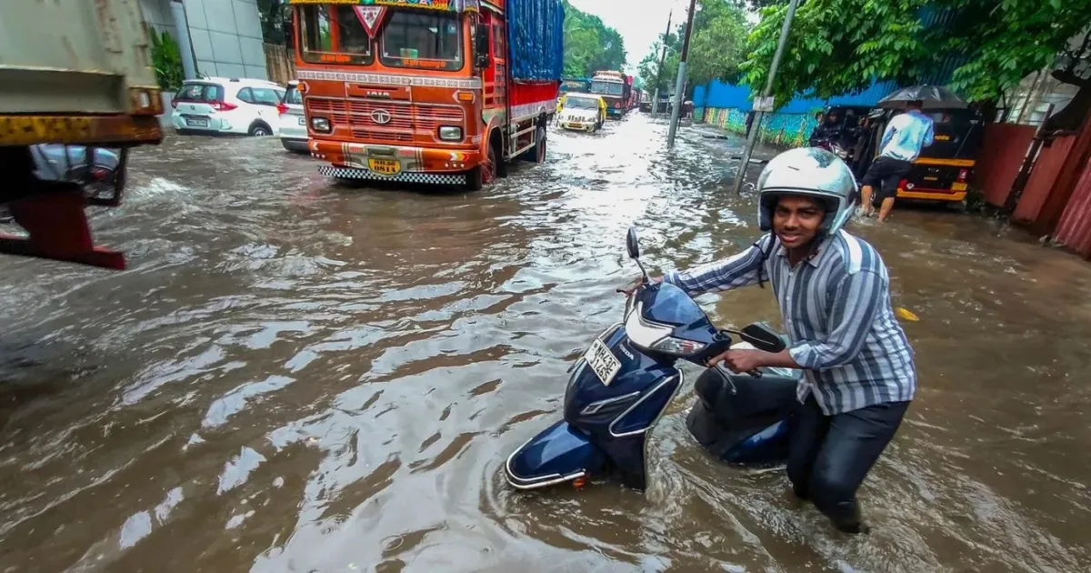 Mumbai Drenched: Heavy Rains Cause Waterlogging, Traffic Snarls