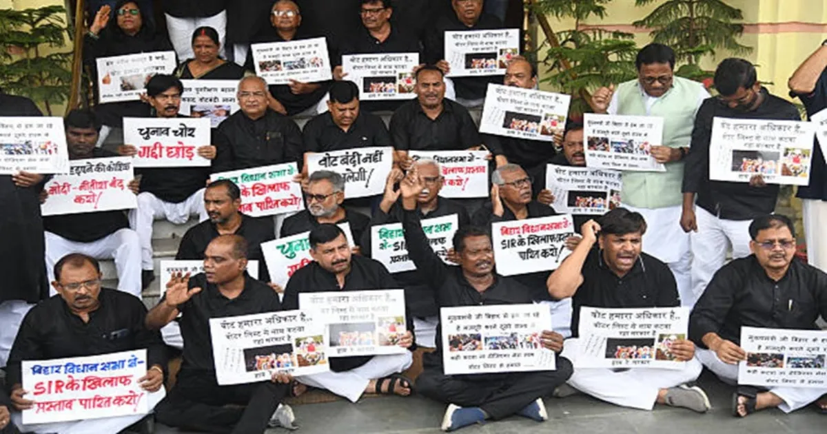 nitish-kumar-lashes-out-at-oppositions-black-clad-prote