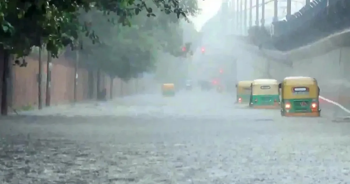 delhi-drenched-heavy-rains-cause-chaos-flood-key-areas