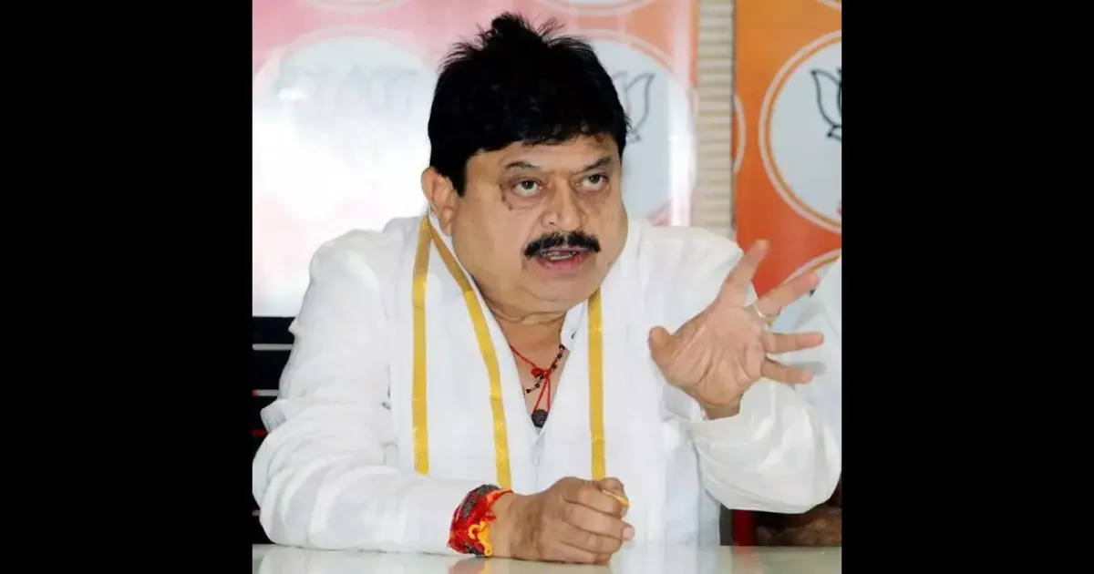 Telangana BJP Chief Slams Congress’ Jantar Mantar Protest as ‘Political Drama’ Over BC Quota