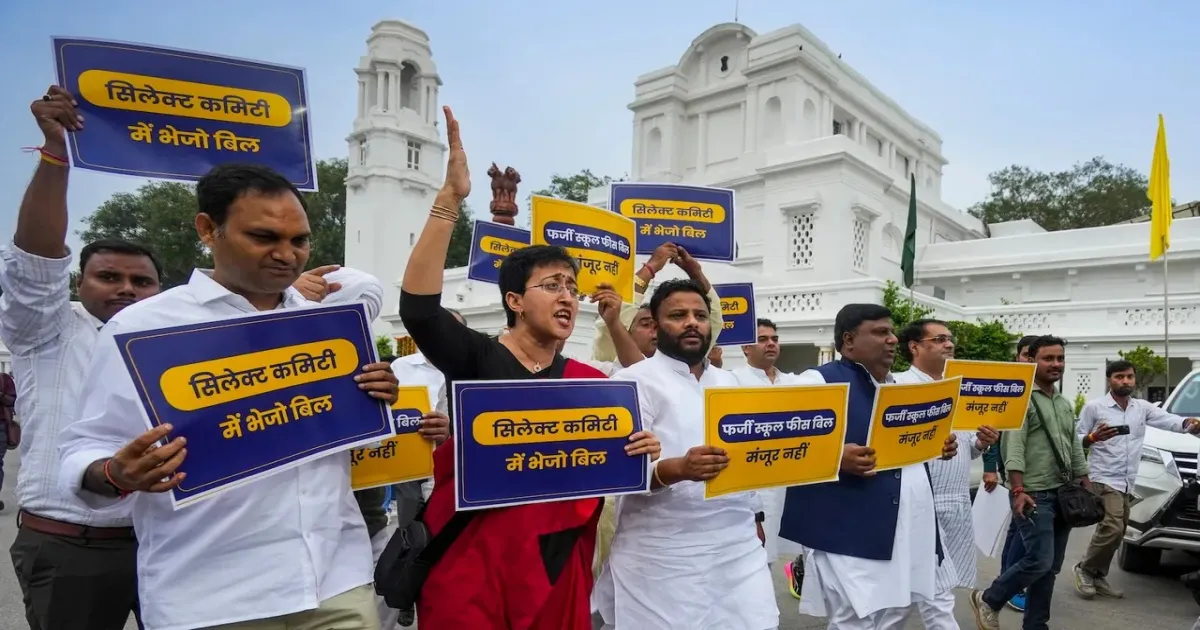 delhis-fee-hike-bill-sparks-aap-outrage