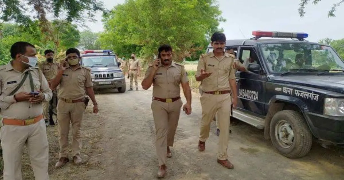 Chinese National Caught Sneaking Into India Without Visa at Indo-Nepal Border!