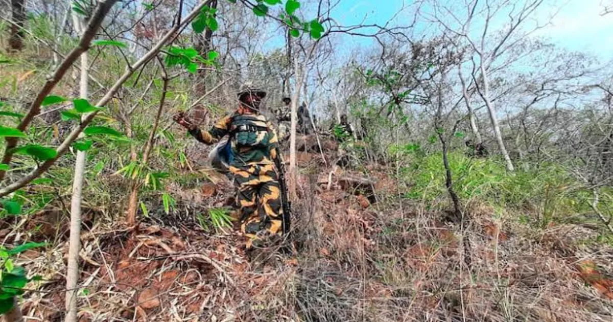 Naxalite IED Blast Injures Police Officer in Chhattisgarh’s Bijapur!