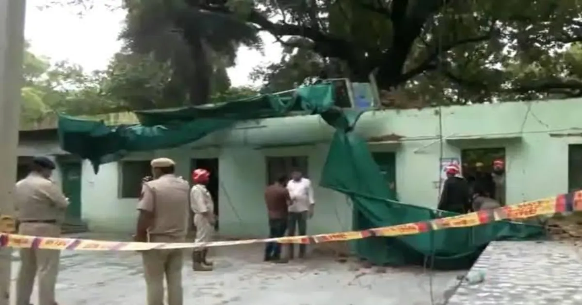 Chaos at Humayun’s Tomb: 12 Injured in Shocking Structure Collapse!