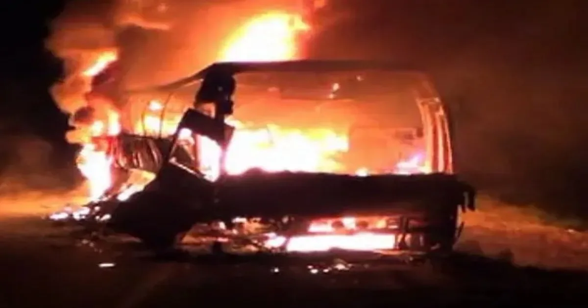 44 Passengers Escape Bus Fire on Mumbai-Goa Highway