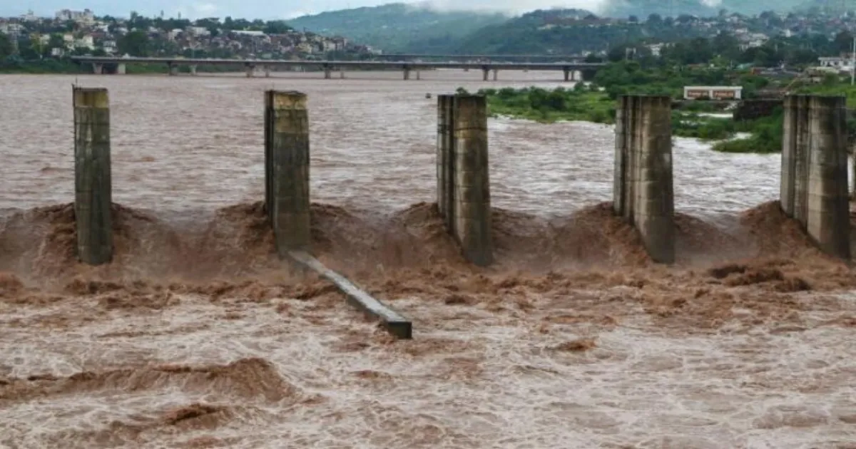 india-warns-pakistan-of-tawi-river-flood-risk