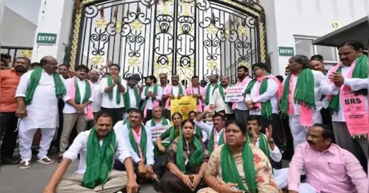BRS Leaders Detained in Hyderabad Over Urea Crisis Protest