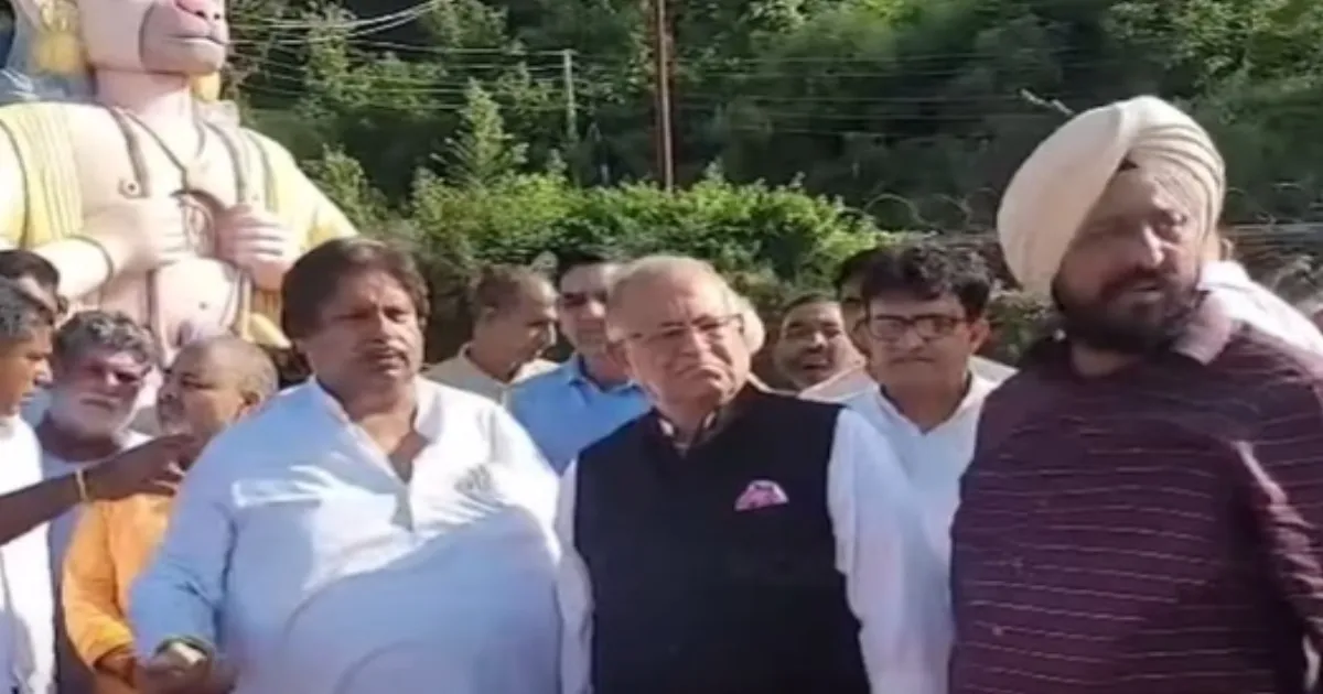 j-k-congress-team-visits-flood-hit-border-areas-blames