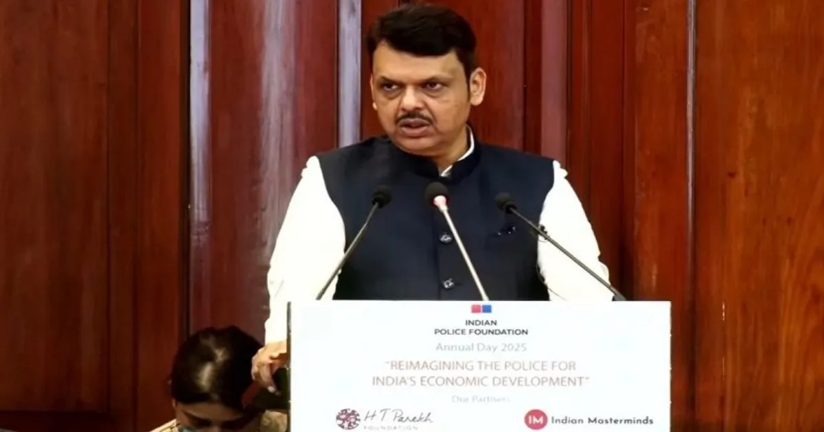 Fadnavis Charts New Path for Maharashtra Police with AI and Technology