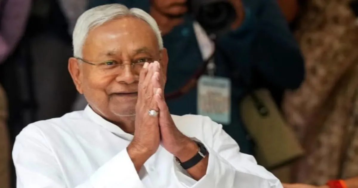 Nitish Transfers ₹2,920 Crore To Over 49 Lakh Students' Accounts