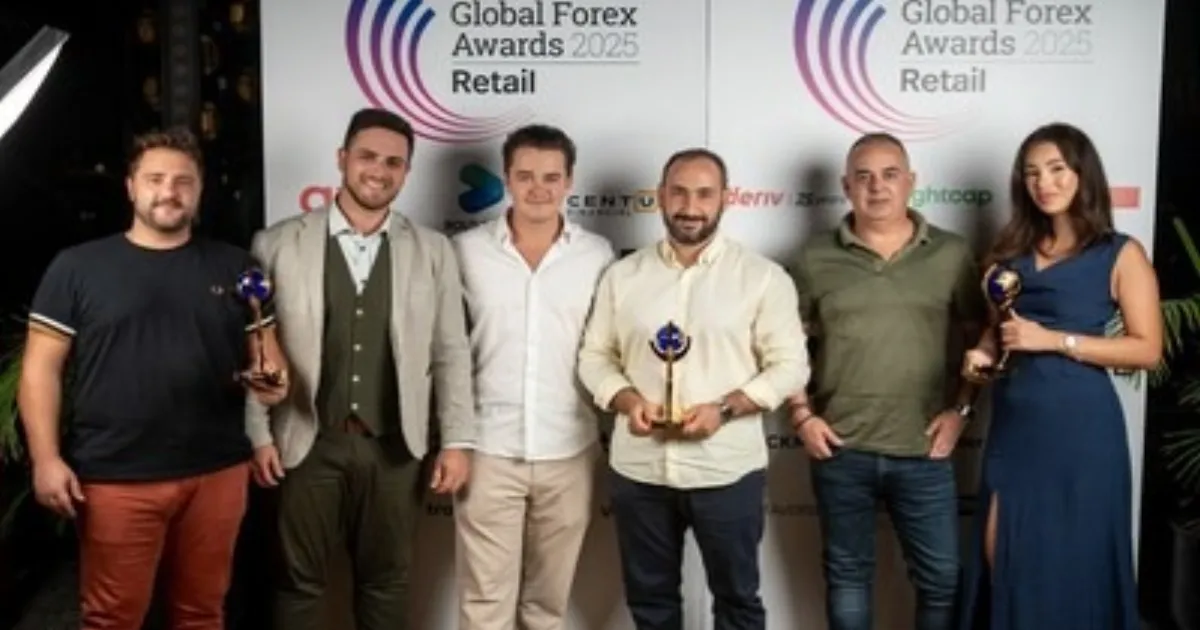 vantage-clinches-three-top-awards-at-2025-global-forex