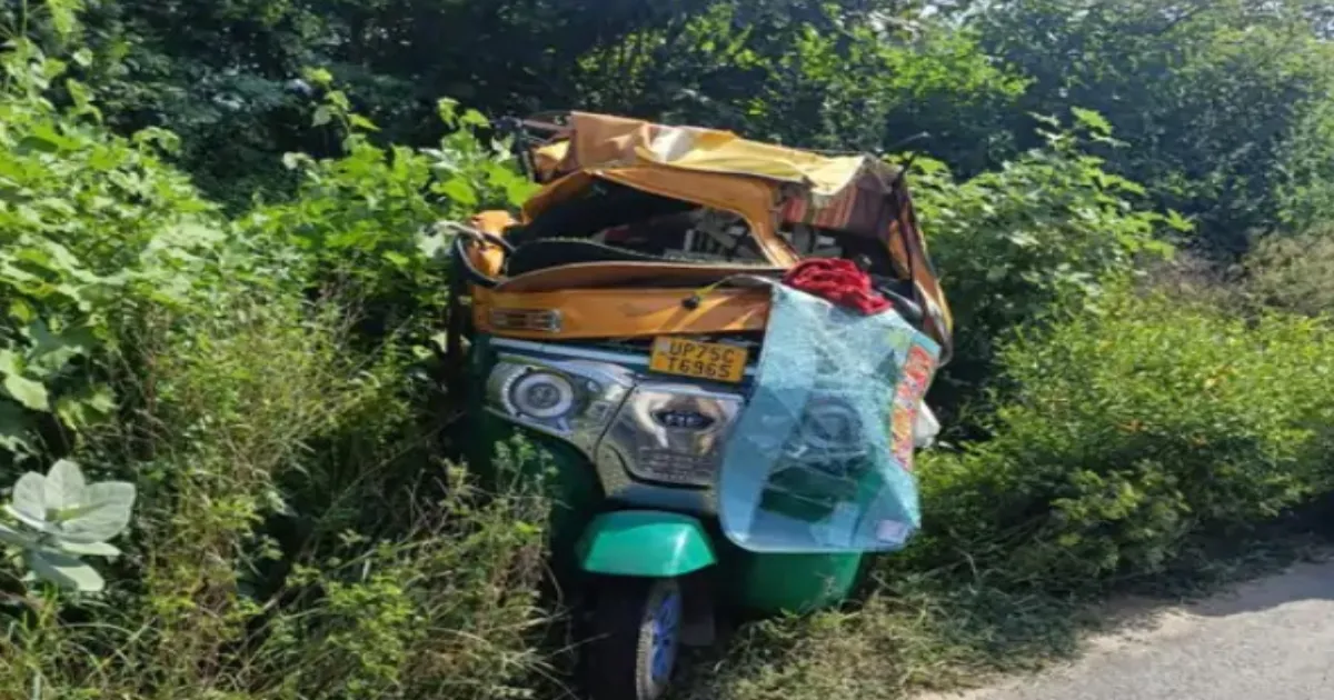 Horror on Agra-Etawah Highway as Auto Slams Truck Killing Two Women and Injuring Six