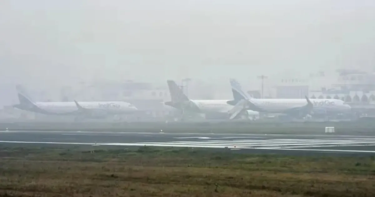 delhis-weather-disrupts-air-travel-spicejet-responds-sw
