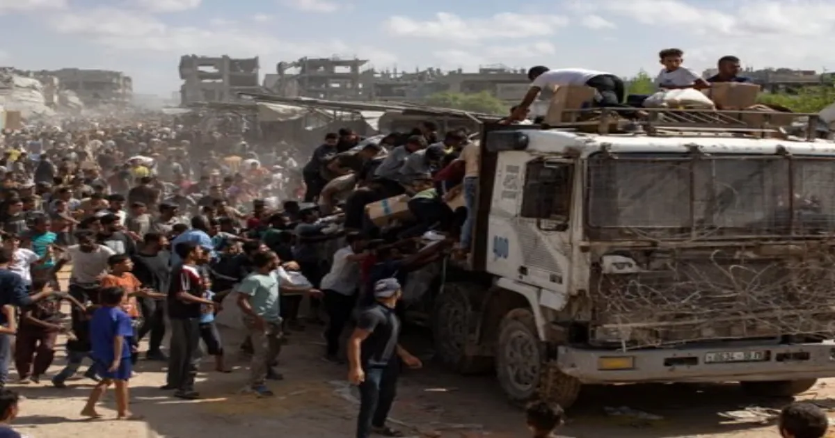 Israel and Hamas Sit Out Gaza Peace Signing, Leaving Global Leaders to Seal Historic Truce
