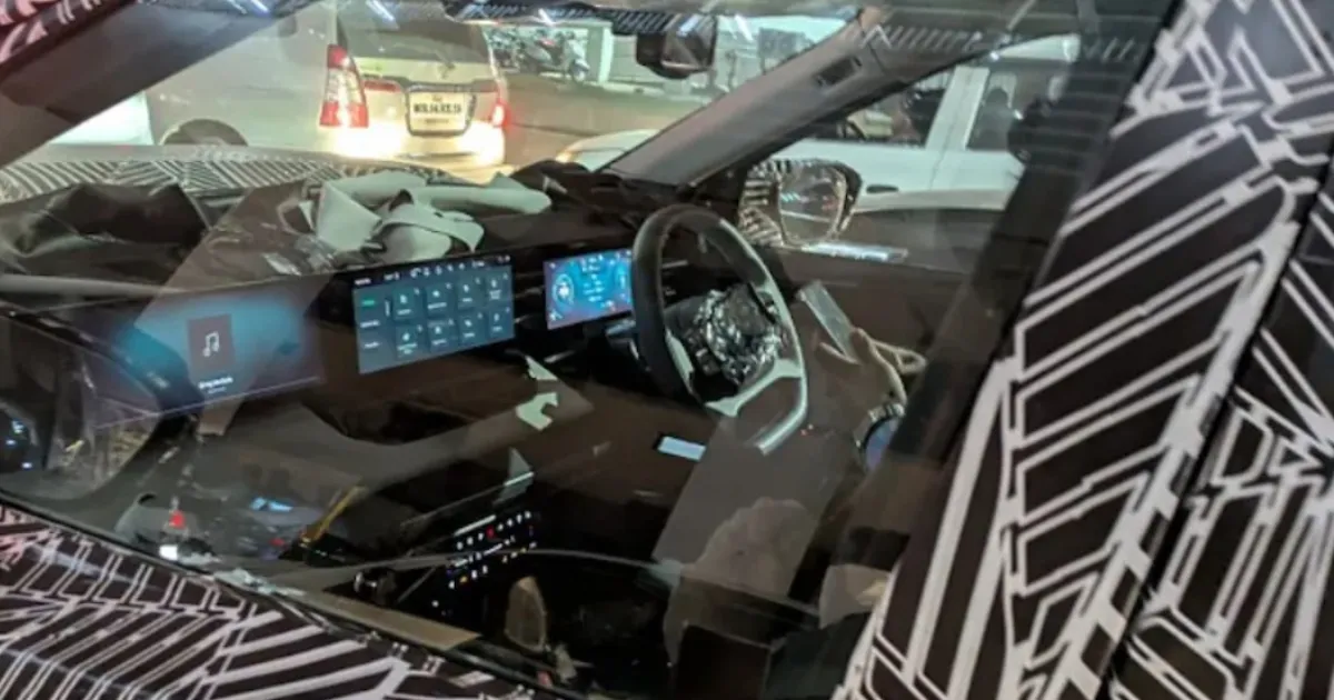 tata-sierra-dashboard-debuts-triple-screen-layout-in-la