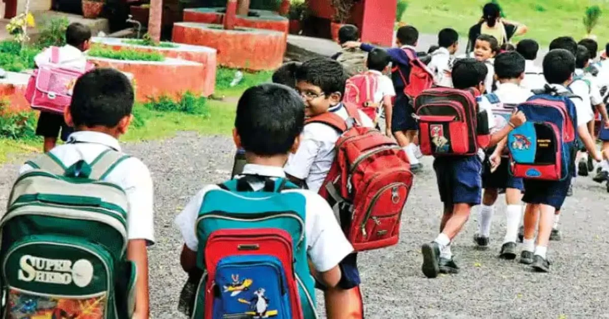Maharashtra Schools Declare Six-Day Diwali Vacation for Students Across the State