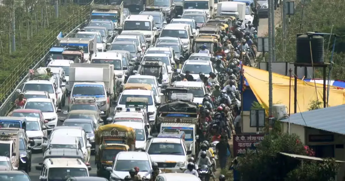 Delhi Frees Old Cars: Owners Rush to Move 10-Year Diesels and 15-Year Petrols Out of NCR