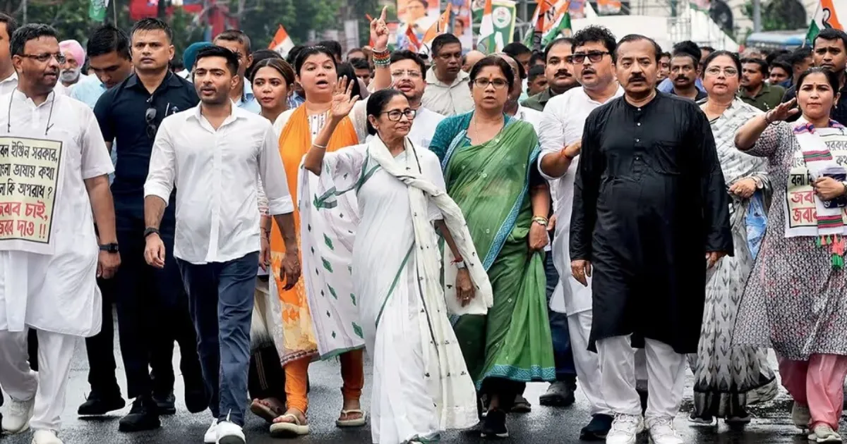 kolkata-gears-up-for-massive-showdown-mamata-banerjee-to