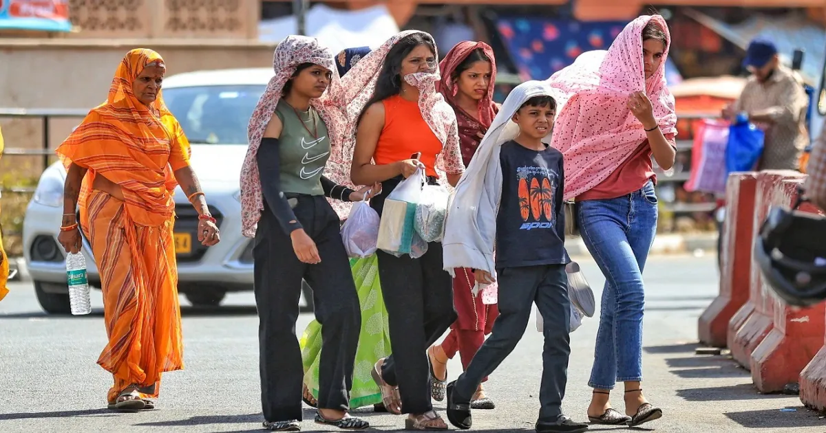 over-70-indians-reeling-under-extreme-heat-as-climate-c