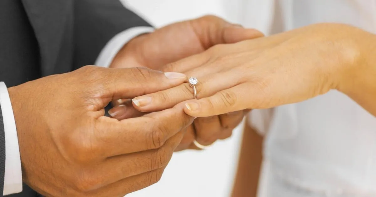 money-talks-before-marriage-essential-financial-convers