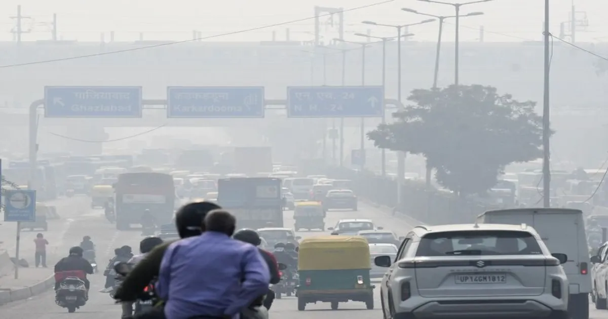 Rahul Gandhi Criticizes PM Modi Over Delhi's Toxic Air Choking India's Children