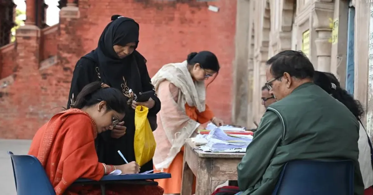 SC Orders States: Add 30-40 Thousand More Staff Immediately to Save Overworked BLOs in Voter Roll Drive