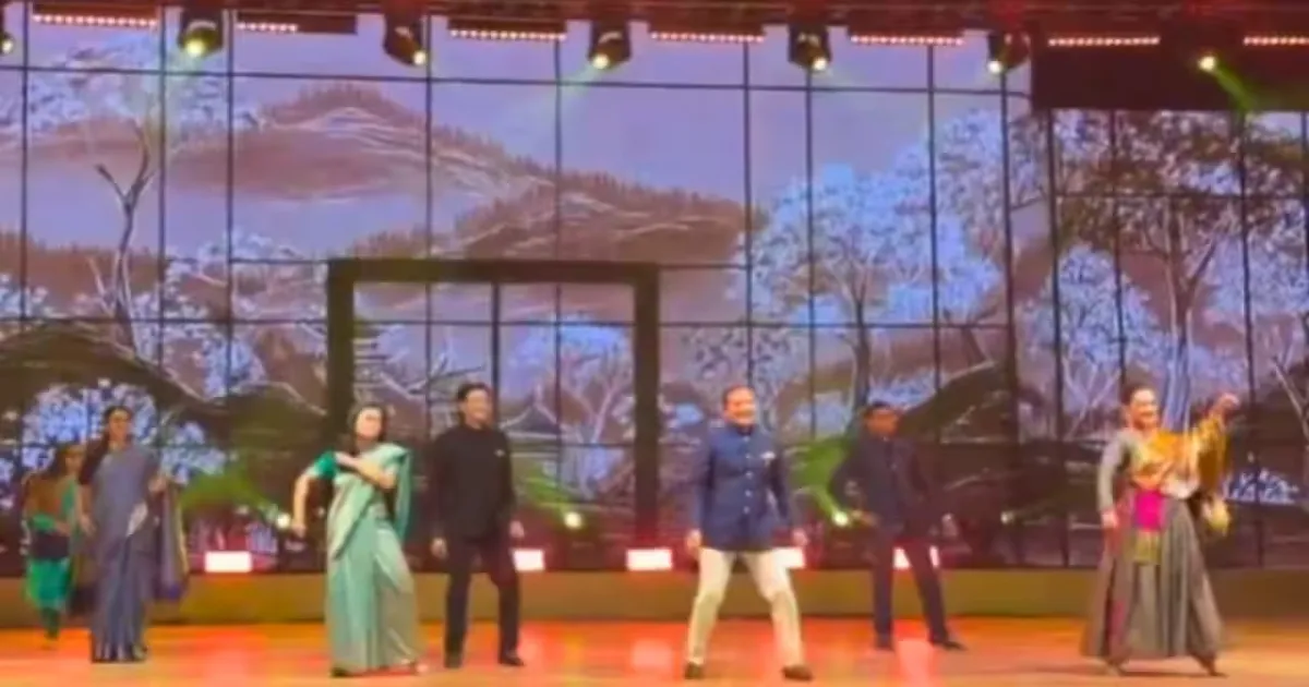 Kangana, Mahua Moitra & Supriya Sule Groove Together at Naveen Jindal’s Daughter’s Wedding