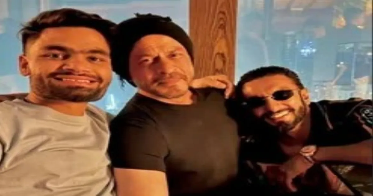 Shah Rukh Khan and Ranveer Singh Photo With Cricketer Rinku Singh goes Viral