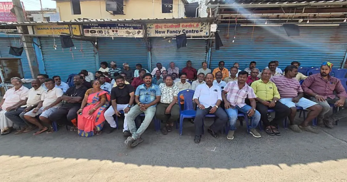 Kanniyakumari Traders Protest Eviction, Disrupting Tourist Activity