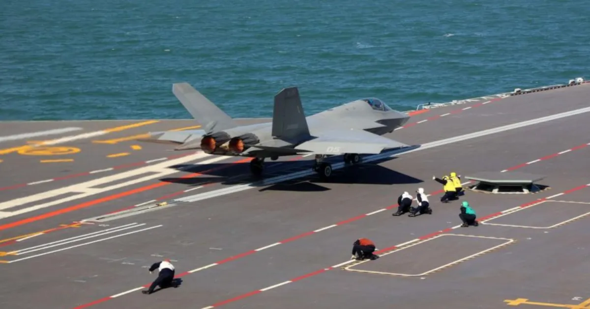  China Develops Electromagnetic Catapult to Launch and Stop Jets on Aircraft Carriers