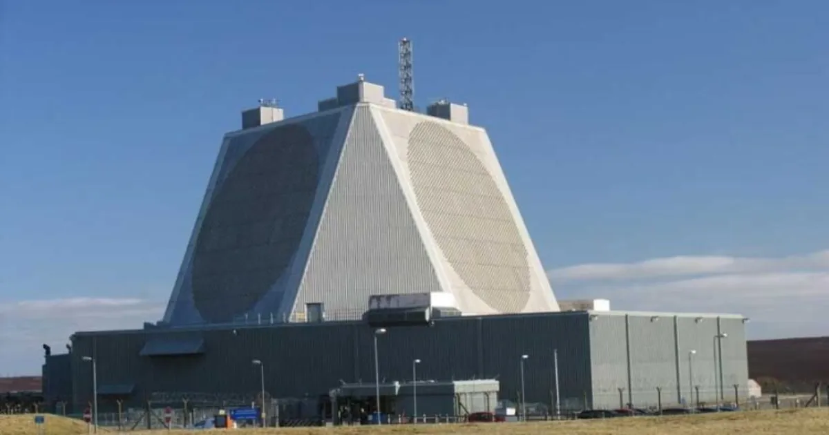 #JustIn: Iran Hits and Destroys US Early‑Warning Radar in Qatar, Claims IRGC