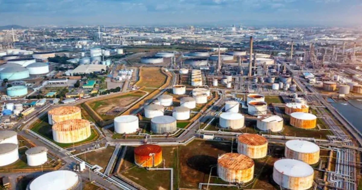 India Can Rely on Oil Stocks for Weeks if Hormuz Supplies Choke