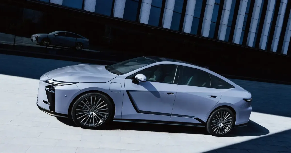 New Lexus ES: India Launch Set For March 20 With Hybrid Powertrain