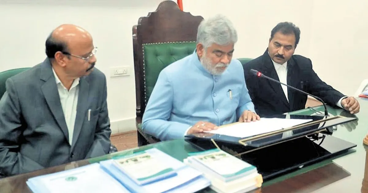 Telangana Speaker Dismisses Defection Pleas, Clears Danam Nagender and Kadiyam Srihari