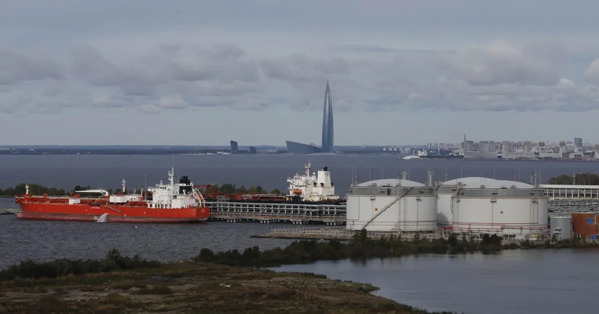 US Treasury Approves Expanded Sales Of Russian Oil Despite Sanctions