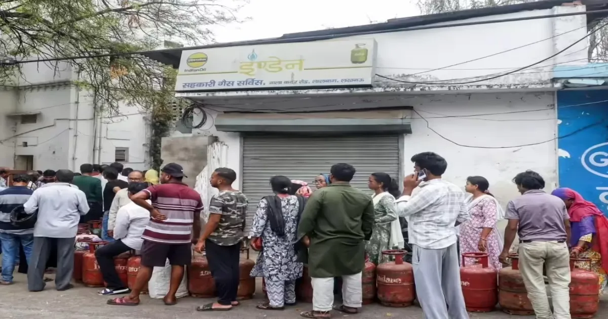 Tight Security Enforced At LPG Distribution Points Amid Supply Concerns