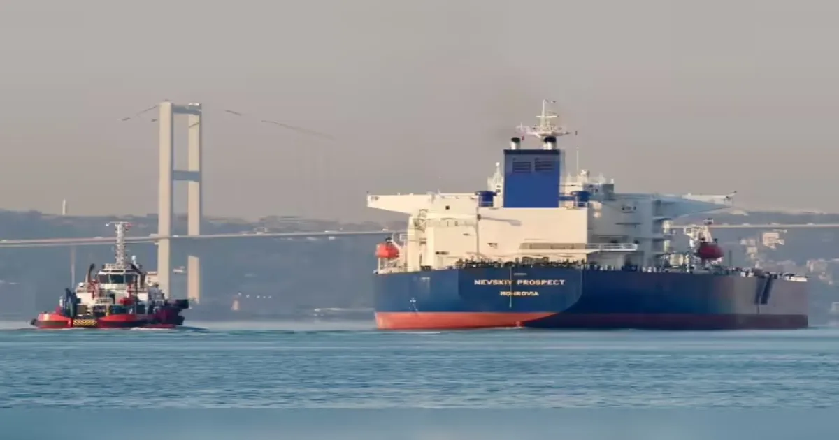 Russian Oil Tankers Switch Course from China to India Ports
