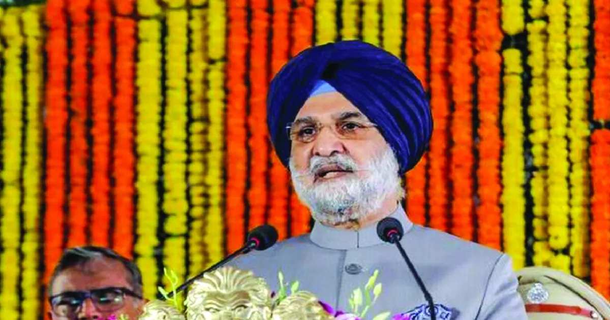 Delhi LG Urges Nursing Colleges To Align Curriculum With Global Healthcare Needs